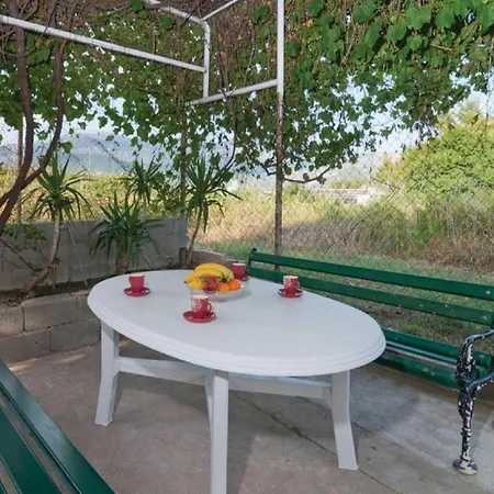Tomi St - Two Bedroom With Balcony A3 *