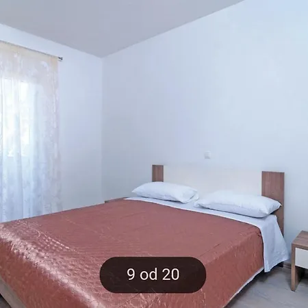 Tomi St - Two Bedroom With Balcony A3 Appartamento Spalato
