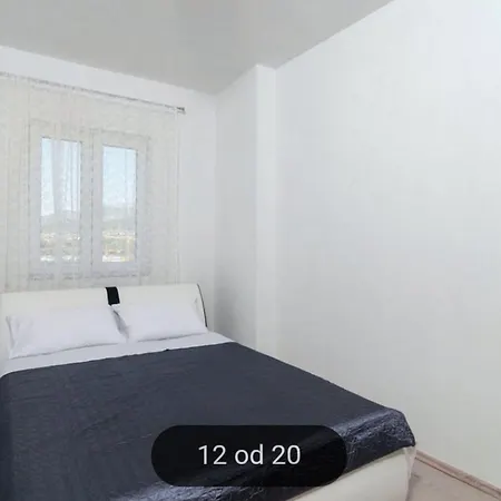 Tomi St - Two Bedroom With Balcony A3 Spalato